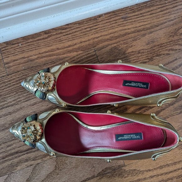 Gold Dolce & Gabbana Kitten Heels - Picture 5 of 6